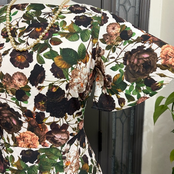 NWOT Alexia Admor Aster Floral Flutter Sleeve Midi Dress - Picture 6 of 10